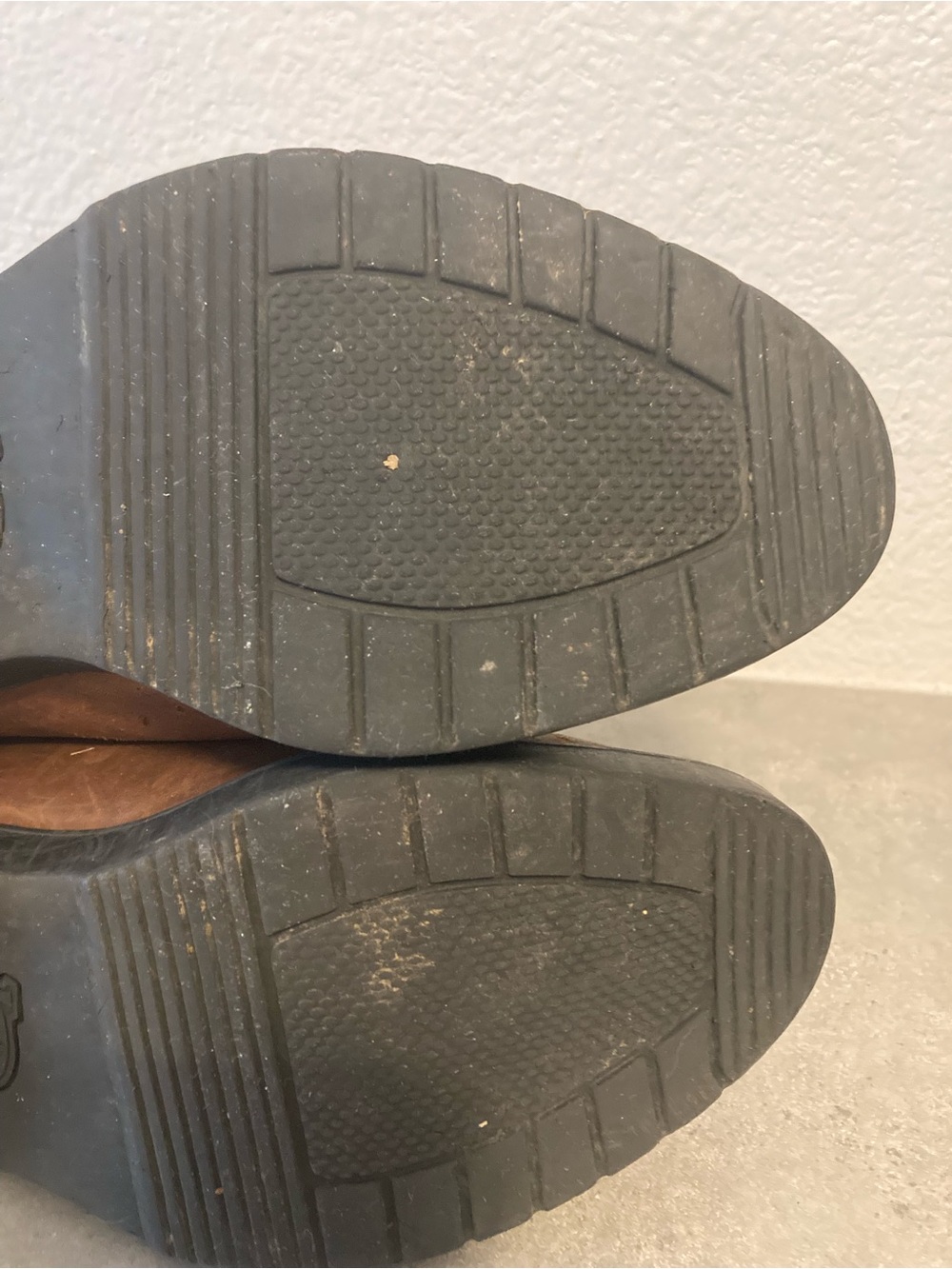 Justin Distressed Work Boot - Picture 9 of 10